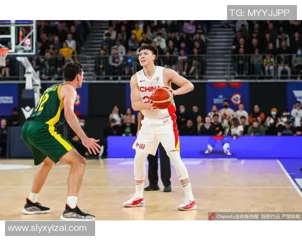 杭州篮球队的攻防策略分析与比赛控制能力的得失探讨